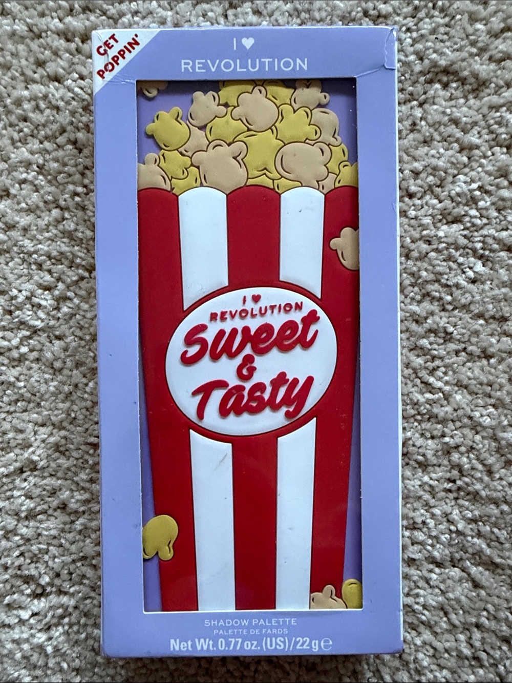 Revolution Sweet & Tasty Eyeshadow Popcorn Palette - Red, White Adorable